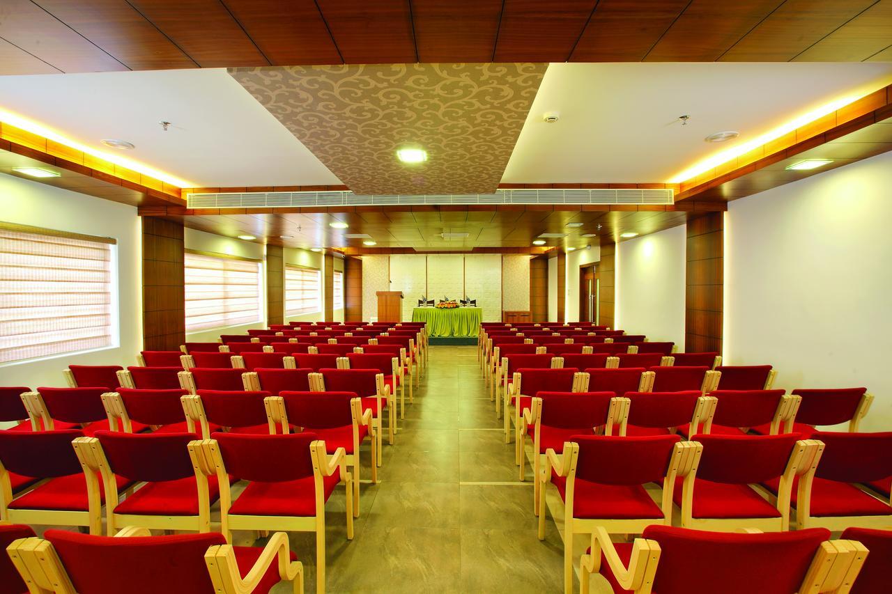 Hotel Aswathy Kodungallur Luaran gambar