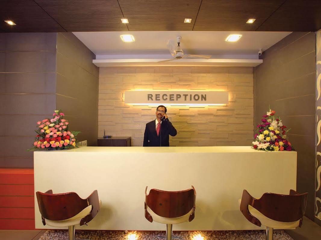 Hotel Aswathy Kodungallur Luaran gambar